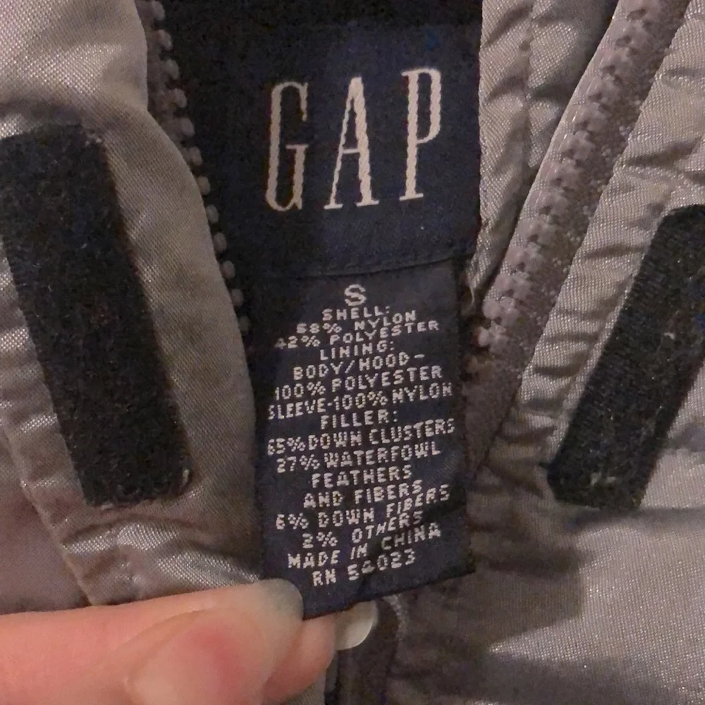 GAP Light Silver Grey Puffy Jacket